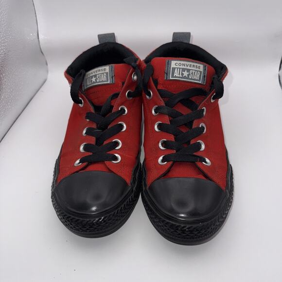 Size 5 - Converse all star Red/Black Shoes - Picture 2 of 9